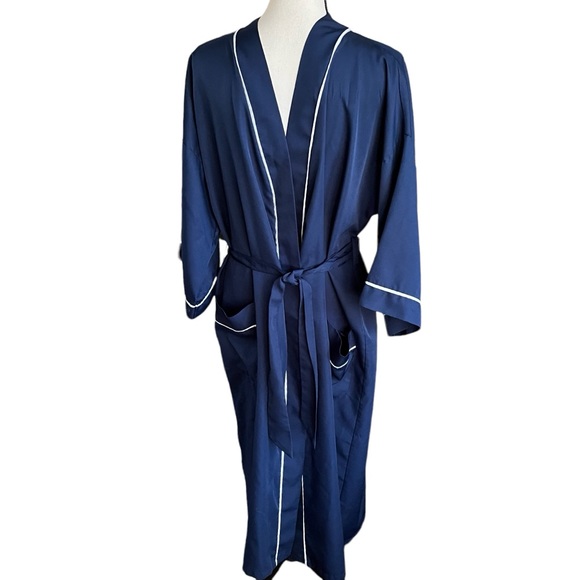 Paris Pattern Print Men Long Robe